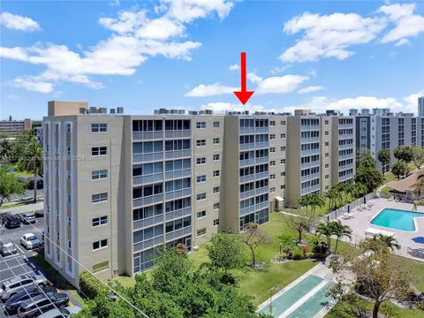 620 NE 12th Ave #103, Hallandale Beach, FL 33009