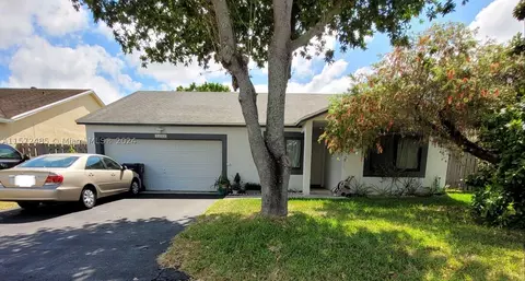 13529 SW 114th Ct, Miami, FL 33176