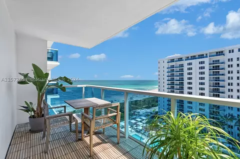 102 24th St #1212, Miami Beach, FL 33139