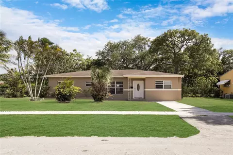 3310 N Auburn Blvd, Fort Lauderdale, FL 33312