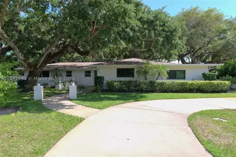895 Indian Ln, Vero Beach, FL 32963