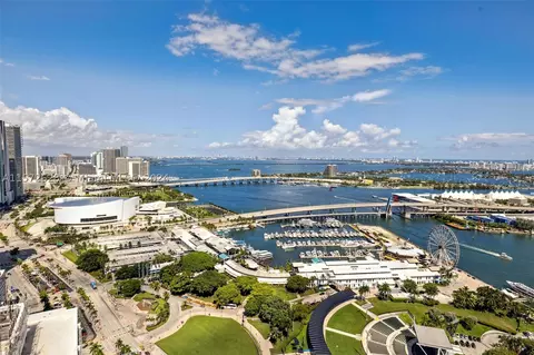 50 Biscayne Blvd #4502, Miami, FL 33132