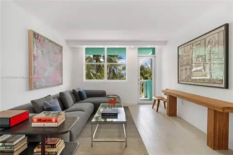 301 Ocean Dr #303, Miami Beach, FL 33139