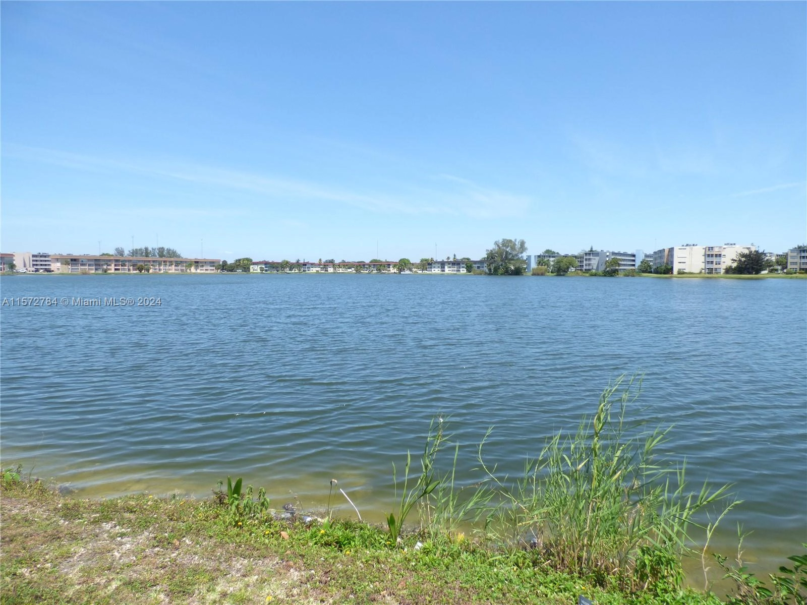 1551 NE Miami Gardens Dr Unit 123  