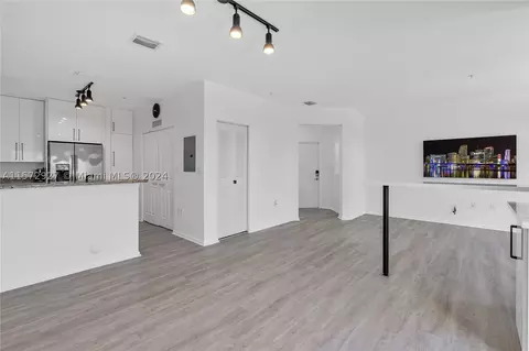 8620 NW 97th Ave #208, Doral, FL 33178