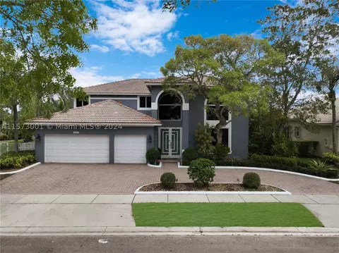 1885 NW 139th Ter, Pembroke Pines, FL 33028