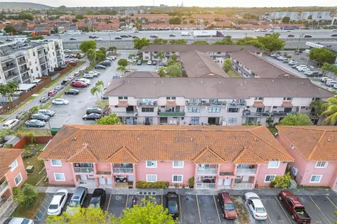 View/Area - Undisclosed, Hialeah, FL 33012 photo 3 of 4