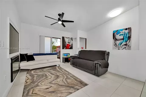 Living - Undisclosed, Hialeah, FL 33012 photo 2 of 3