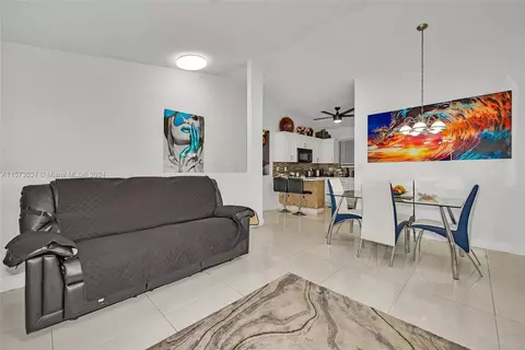 Living - Undisclosed, Hialeah, FL 33012 photo 1 of 3