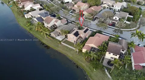 770 Stanton Dr, Weston, FL 33326