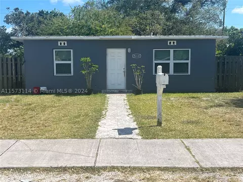 15330 Leisure Dr, Homestead, FL 33033