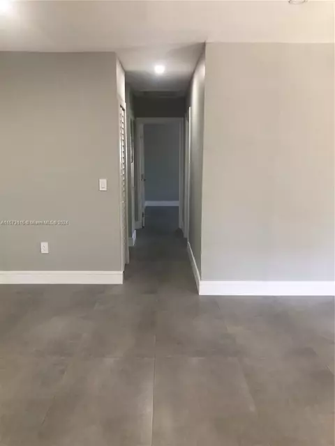 Entry Way - 891 SE 3rd Pl, Hialeah, FL 33010 photo 1 of 5