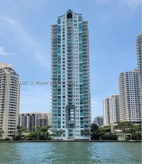900 Brickell Key Blvd #1905, Miami, FL 33131