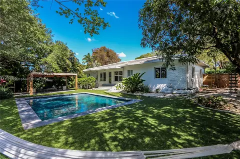 580 NE 106th St, Miami Shores, FL 33138