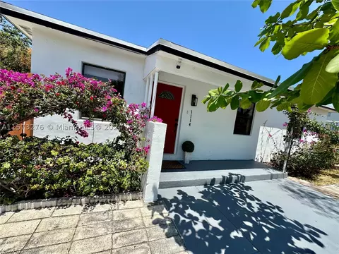 1114 S 14th Ct S, Lake Worth, FL 33460