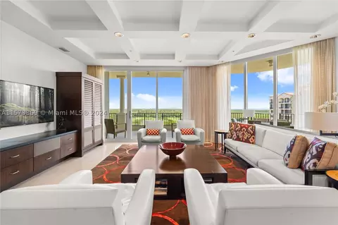 13621 Deering Bay Dr #1104, Coral Gables, FL 33158