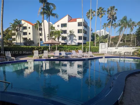 21085 NE 34th Ave #305-1, Aventura, FL 33180