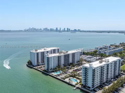 7501 E Treasure Dr #8K, North Bay Village, FL 33141