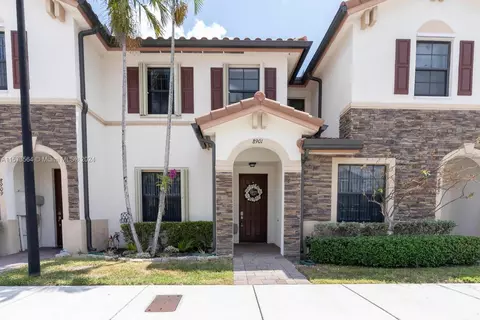 8901 W 35th Ct #8901, Hialeah, FL 33018