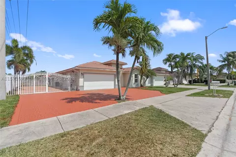 27983 SW 135th Ave, Homestead, FL 33032