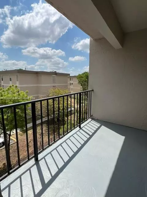 Exterior - Undisclosed, Hialeah, FL 33012 photo 4 of 6