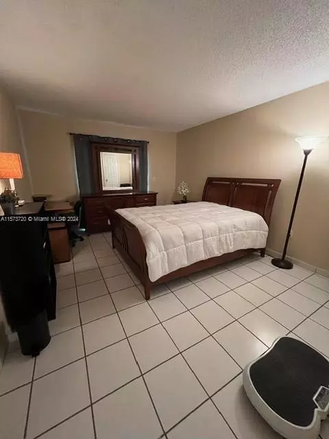Bedroom - Undisclosed, Hialeah, FL 33012 photo 3 of 4