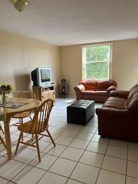 Other - Undisclosed, Hialeah, FL 33012 photo 1 of 3