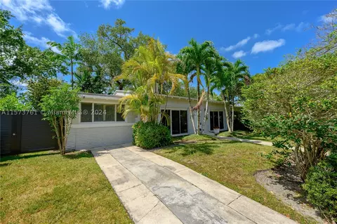6370 SW 49th St, Miami, FL 33155