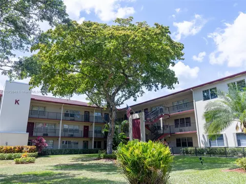 100 SW 132nd Way #313K, Pembroke Pines, FL 33027