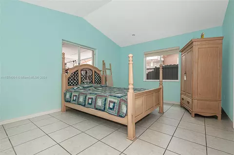 Bedroom - 3548 W 73rd Ter, Hialeah, FL 33018 photo 2 of 4