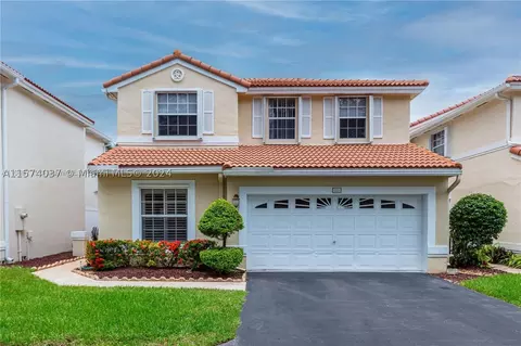 928 Opal Ter, Weston, FL 33326
