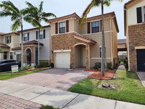 11332 SW 239th St #11332, Homestead, FL 33032