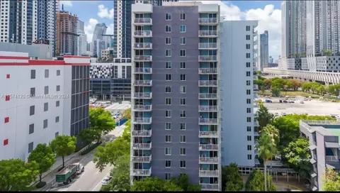 800 N Miami Ave #E-401, Miami, FL 33136