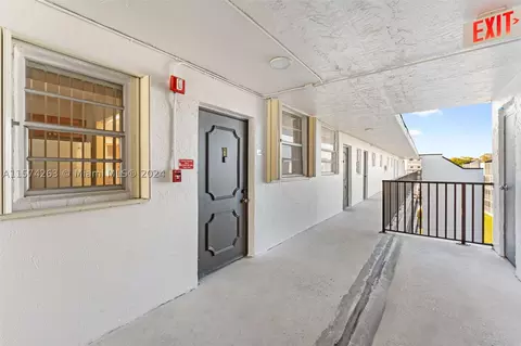 14150 SW 84th St #407-I, Miami, FL 33183