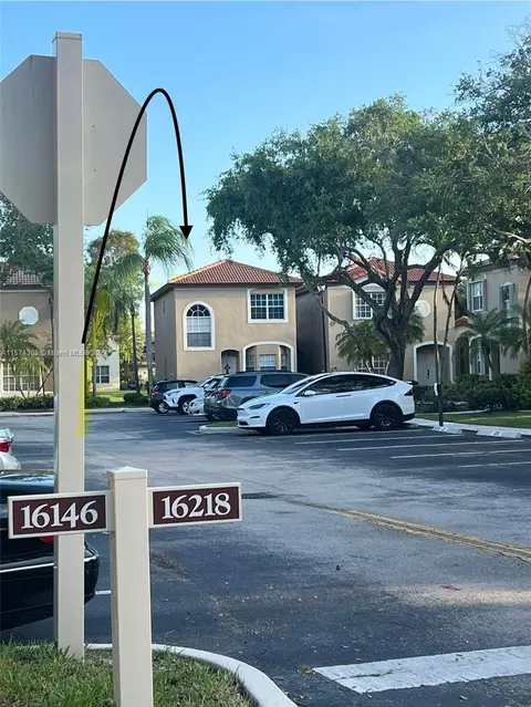 16204 N Emerald Cove Rd, Weston, FL 33331