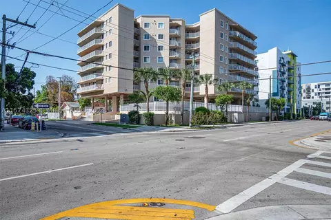 102 SW 6th Ave #401, Miami, FL 33130