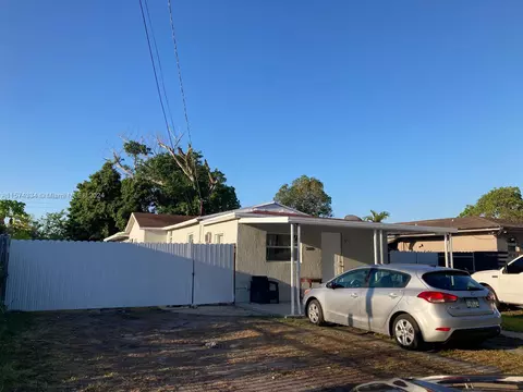 2928 NW 30th St, Miami, FL 33142
