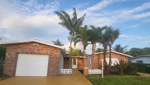 820 SW 67th Ave, North Lauderdale, FL 33068