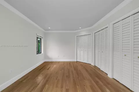 Bedroom - 8920 SW 61st Ct, Pinecrest, FL 33156 photo 4 of 7