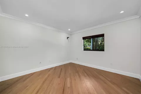 Bedroom - 8920 SW 61st Ct, Pinecrest, FL 33156 photo 6 of 7