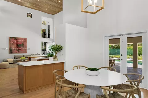 Dining - 8920 SW 61st Ct, Pinecrest, FL 33156 photo 2 of 2