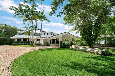8920 SW 61st Ct, Pinecrest, FL 33156