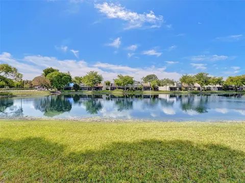 11230 Taft St #11230, Pembroke Pines, FL 33026