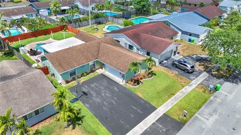 10761 NW 20th Ct, Sunrise, FL 33322