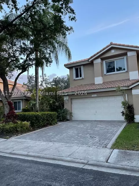 15866 SW 11th St, Pembroke Pines, FL 33027