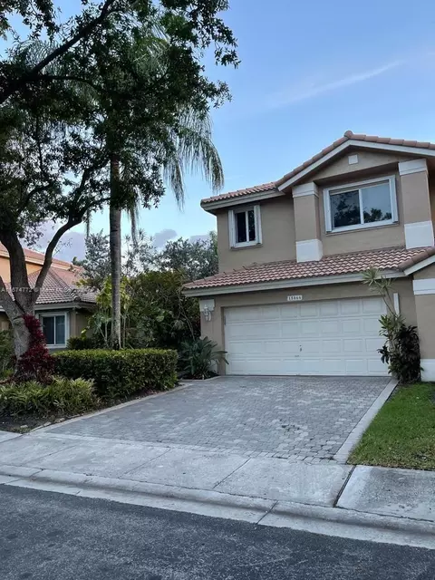 15866 SW 11th St, Pembroke Pines, FL 33027