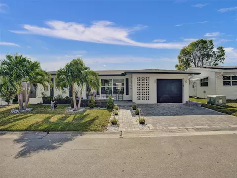 1645 NW 69th Ave, Margate, FL 33063