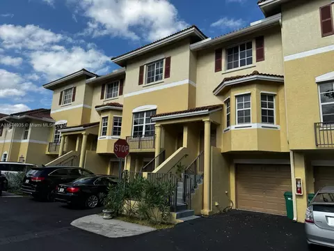 8900 NE 8th Ave #1106, Miami, FL 33138