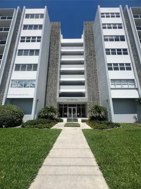9381 E Bay Harbor Dr #401N, Bay Harbor Islands, FL 33154