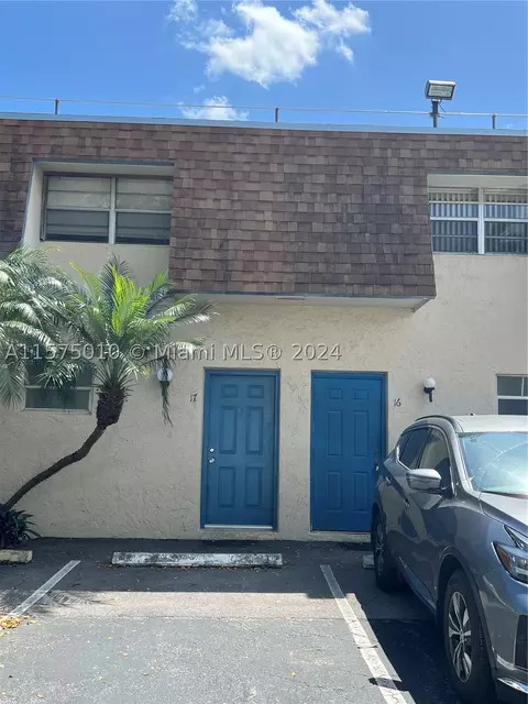 15385 S Dixie Hwy #17, Palmetto Bay, FL 33157